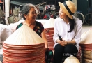 Chuông for conical hats village