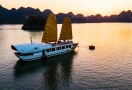 Kayak in Halong Bay