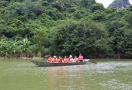 Sampan cruise in Thung Nham (Ninh Binh)