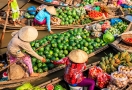 Cai Rang floating market in Can Tho