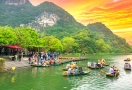 Sampan cruise in Trang An (Ninh Binh)