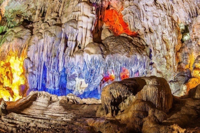 Halong Bay - Sung Sot Cave - Titop Island (L,D)