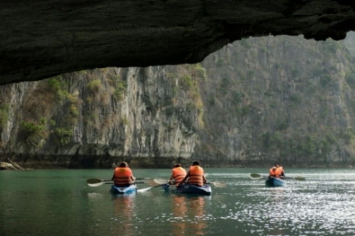 Dark & Bright Cave - Halong Bay - Hanoi (B,L)