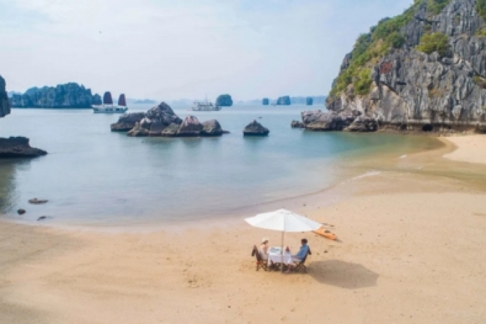 Vung Vieng Fishing Village - Halong International Harbor (B,L)