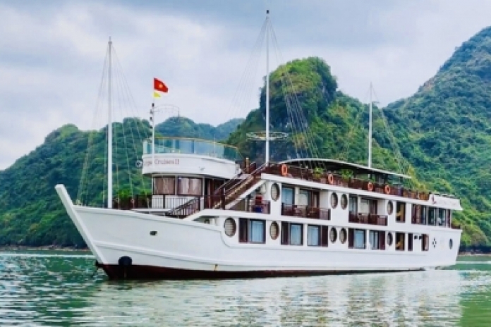 Tuan Chau - Halong Bay - Lan Ha Bay (L,D)