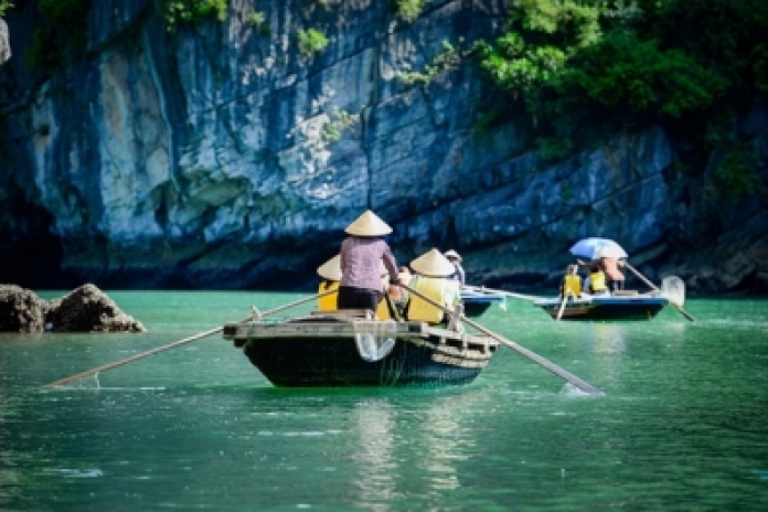 Sung Sot Cave - Tuan Chau Marina - Hanoi (B)