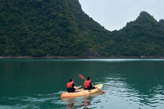 Dark & Bright Cave - Tuan Chau Port - Hanoi (B, L)