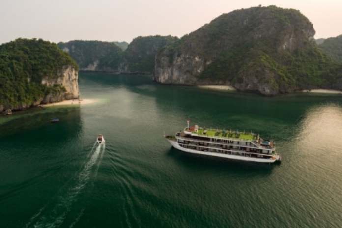 Hanoi - Halong Bay - Lan Ha Bay (L,D)