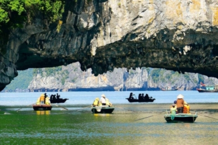 Dark & Bright Cave - Ha Long Bay - Hanoi (Breakfast - Brunch)