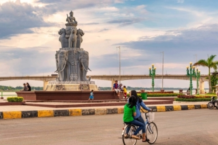 Popel Village - Wat Roka Kaong - Phnom Penh (B,L,D)