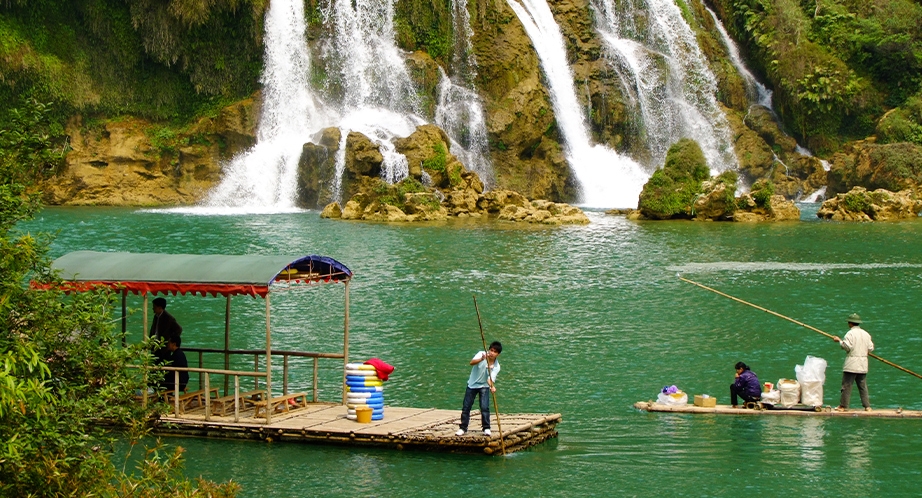 Rafting bamboo in Ban Gioc Waterfall, Cao Bang