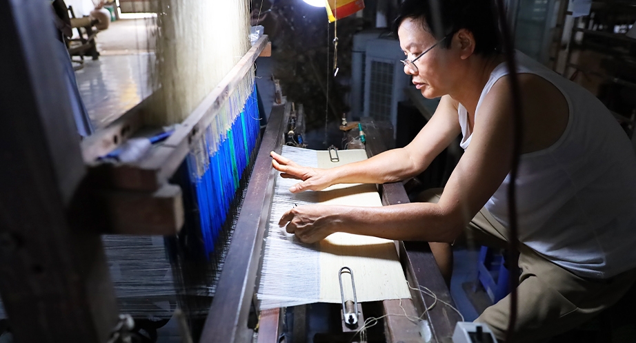 Ancient looms in Phùng Xá village