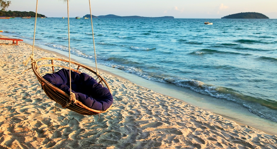 922-Sihanoukville-beach-cambodia-2