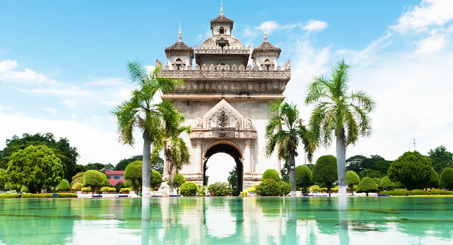 That Luang Stupa (Vientiane)