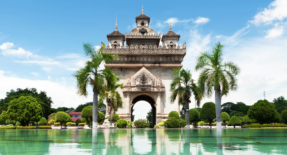 That Luang Stupa (Vientiane)