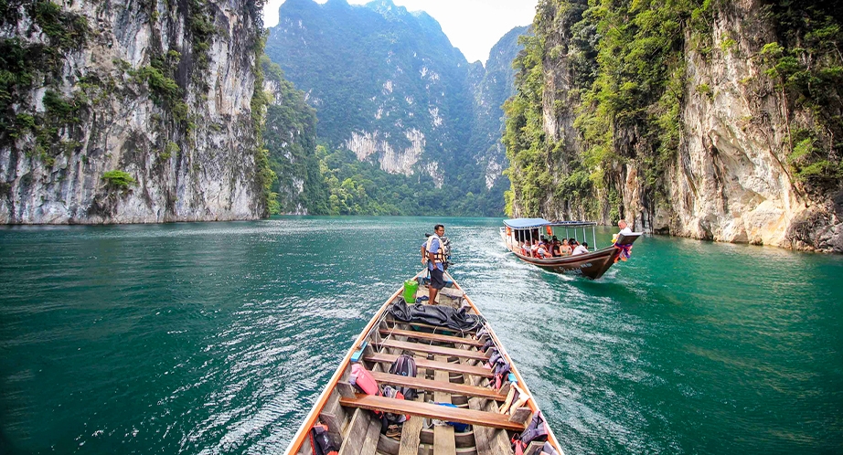 Khao Sok Tour cruise