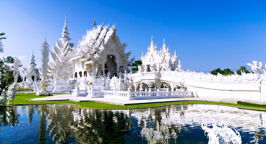 Wat Rong Khun (White Temple)