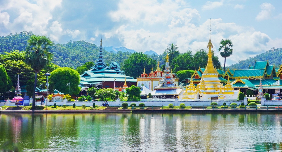 Jong Kham Lake (Mae Hong Son)