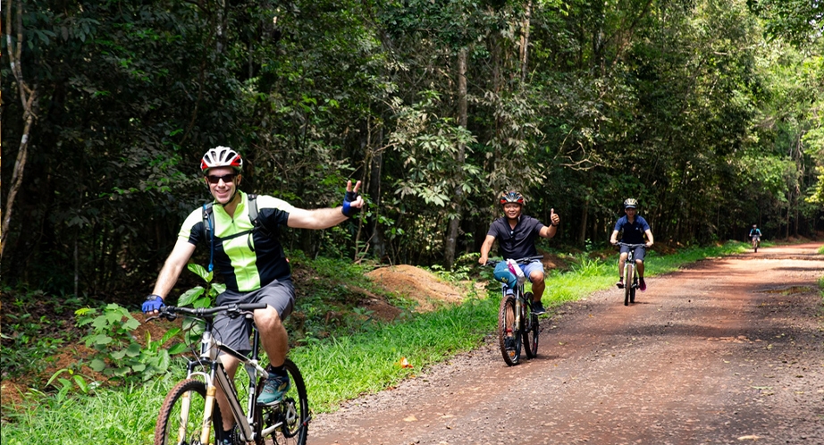 922-mekong-cycling