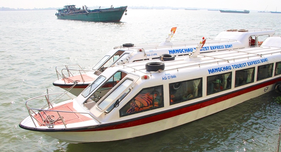 Express Boat PhnomPenh - Chau Doc