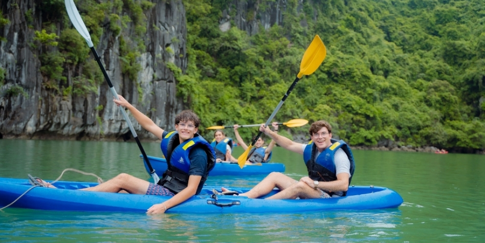 Kayak adventure in Halong Bay