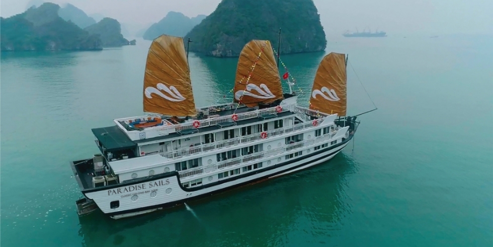 Paradise Sails cruise Halong bay 