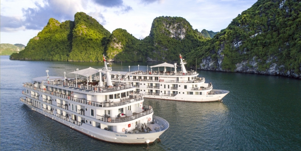 Paradise Elegance Cruise Halong Bay 