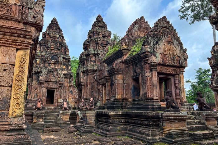 Explore Banteay Srei in Cambodia Itinerary 10 Days