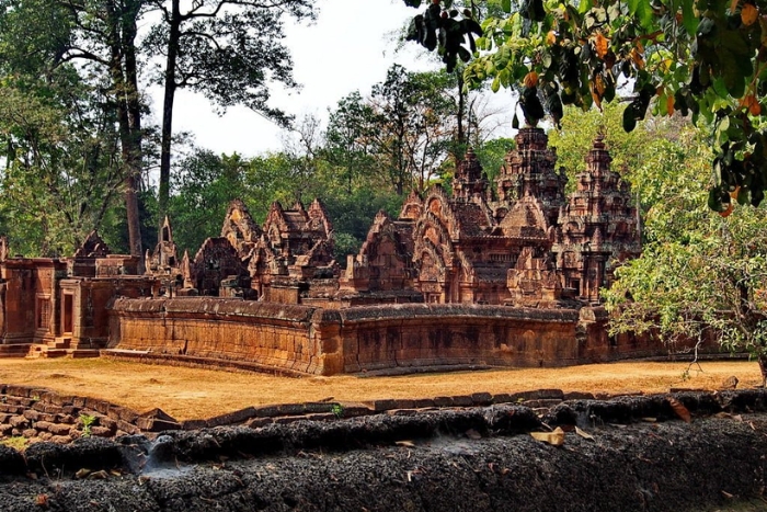 Banteay Srei Temple – The jewel of Khmer art