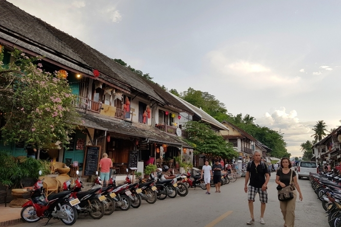 2-week Vietnam Cambodia Laos trip : Discover Luang Prabang