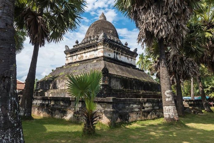 Admiring the historic charm of Wat Visoun