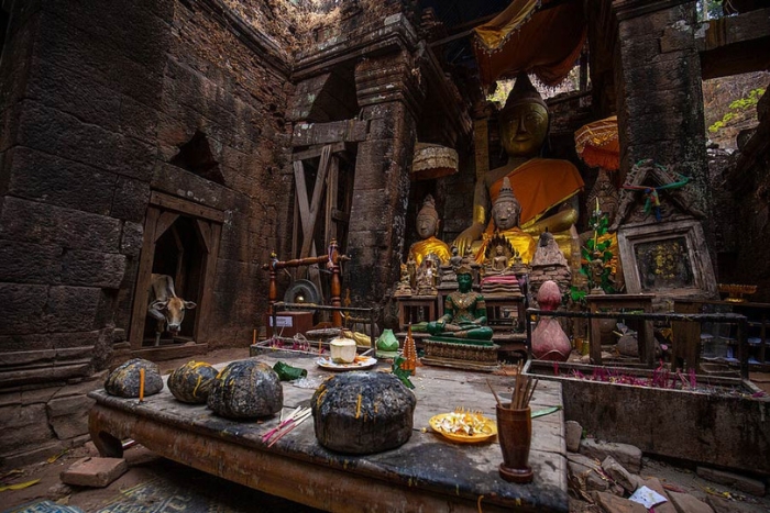 Worship area inside Vat Phou Temple