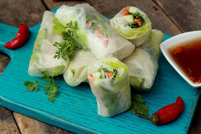 Yall Dip, fresh spring Rolls in Vientiane 