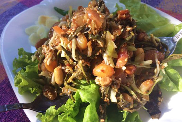 Tea-leaf salad