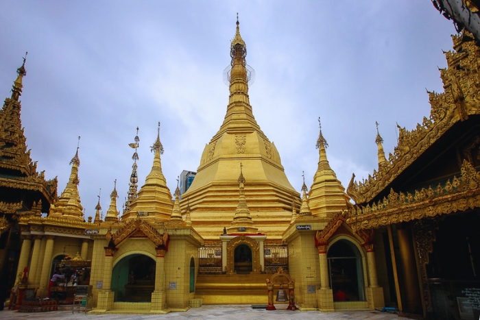 Sule Pagoda