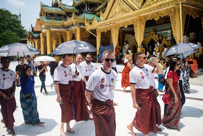 Traditional Burmese costumes