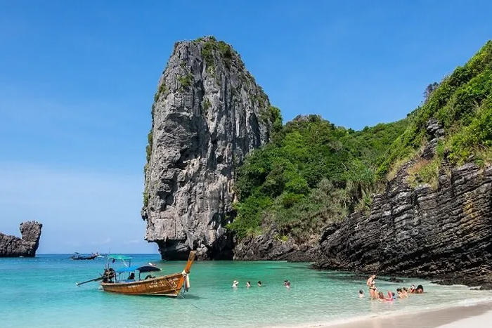 Overview of weather in Thailand in February