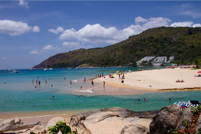 Relax in Nai Harn beach in your best Thailand itinerary 7 days