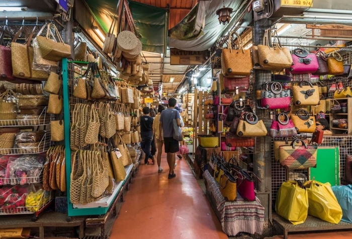 Experience Chatuchak market in 1 week Thailand trip