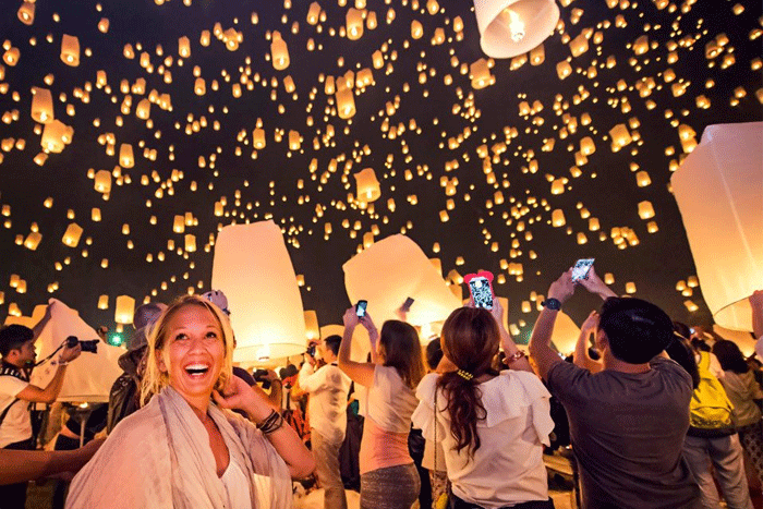 Chiang Mai Yi Peng Lantern Festival