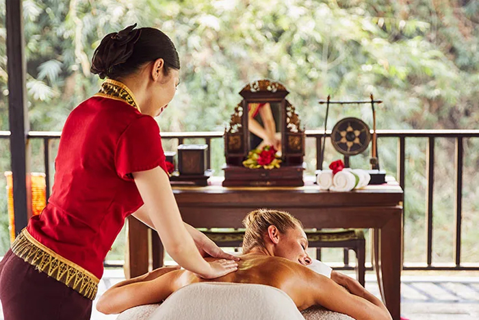 Relax in a spa or massage salon in Chiang Rai