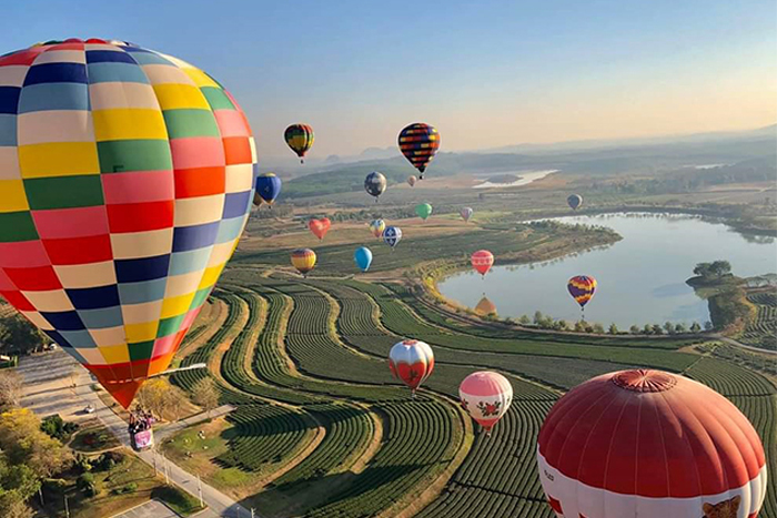 International Balloon Fiesta in February in Singha Park