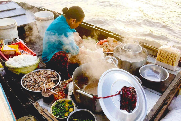 Authentic experience at the Cai Rang floating market