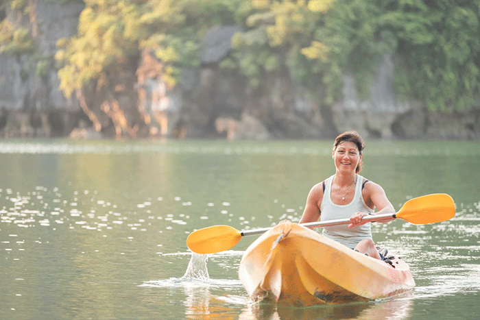 Kayaking in Lan Ha Bay