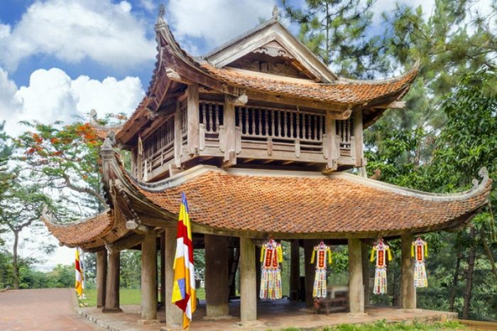 Tram Gian Temple in Van Phuc Silk Village