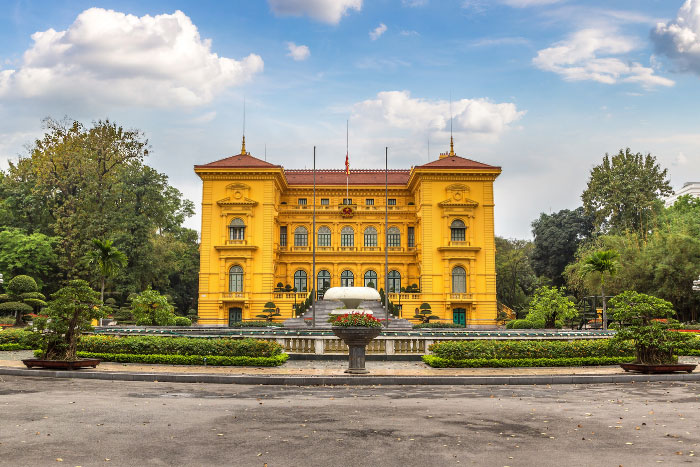 Visit the Presidential Palace in Hanoi