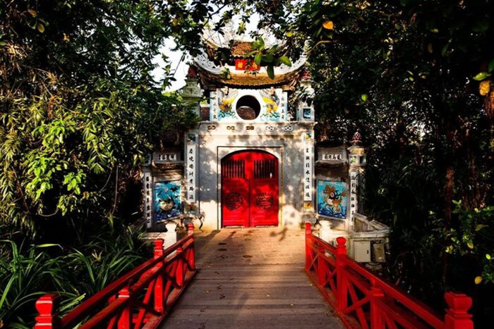 Ngoc Son Temple, top religious sites in Hanoi