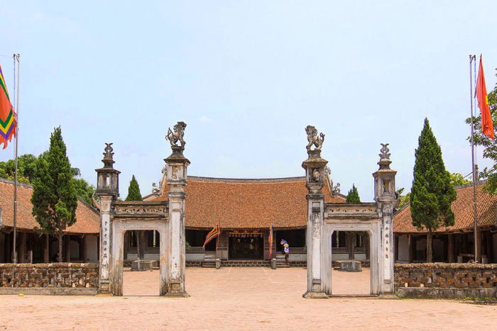 Majestic Mong Phu Communal house