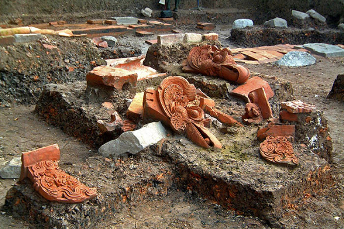 Archaeologie site behind the walls of the citadel