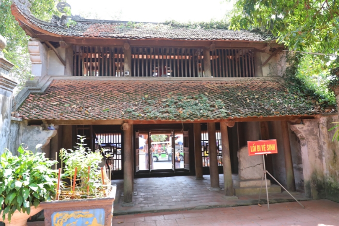 Mia Pagoda in Duong Lam ancient village